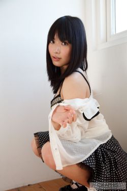 小岛文美